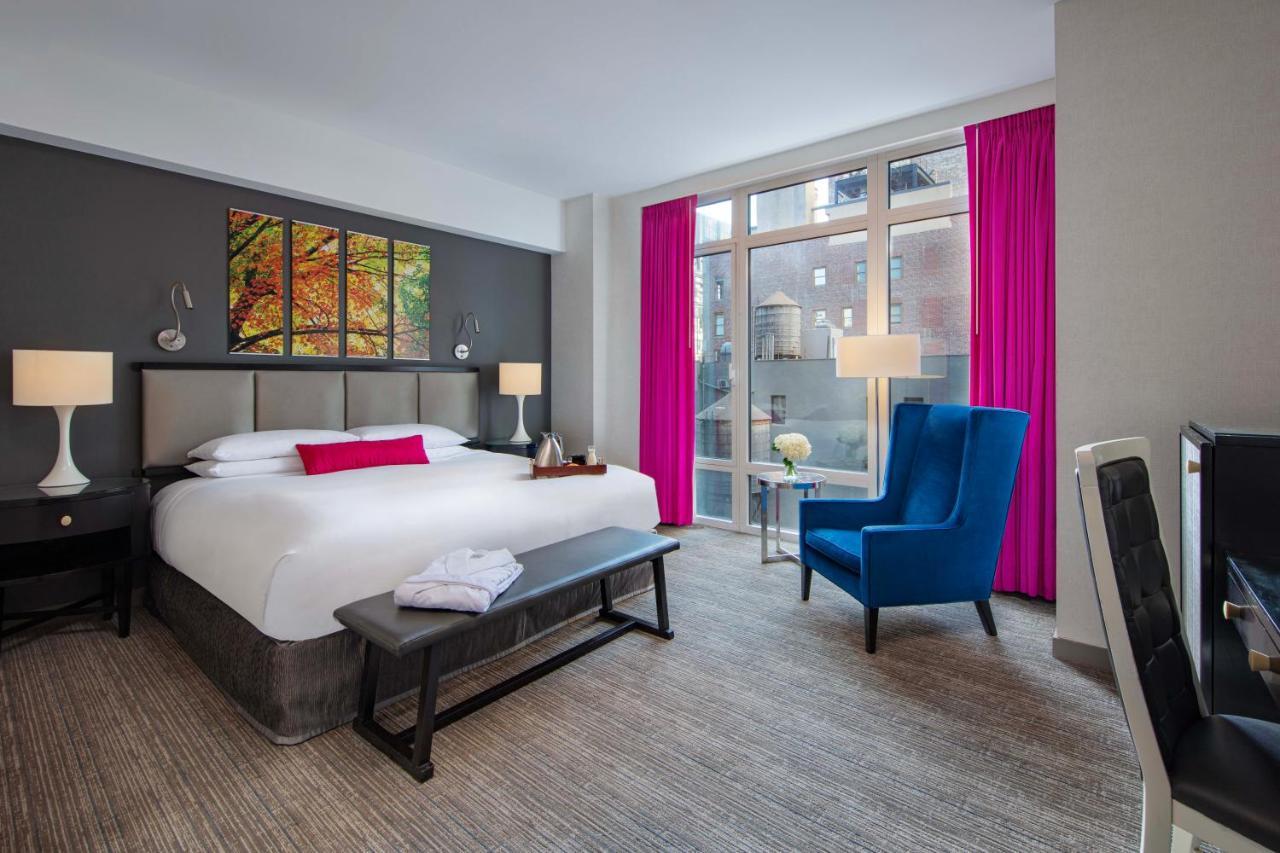 Royalton Park Avenue Hotel Nova Iorque Exterior foto A guest room at the Hotel Commonwealth